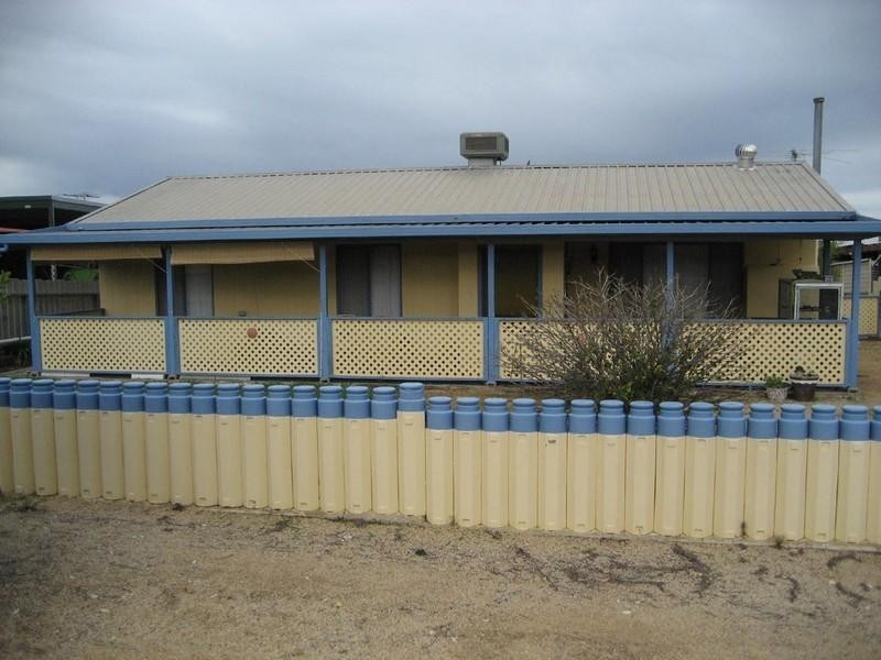 24 Barton Road, Tiddy Widdy Beach SA 5571