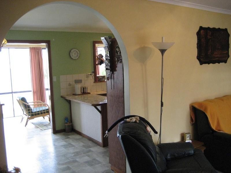 24 Barton Road, Tiddy Widdy Beach SA 5571