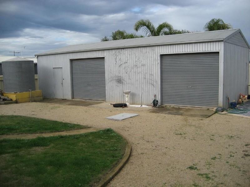 24 Barton Road, Tiddy Widdy Beach SA 5571