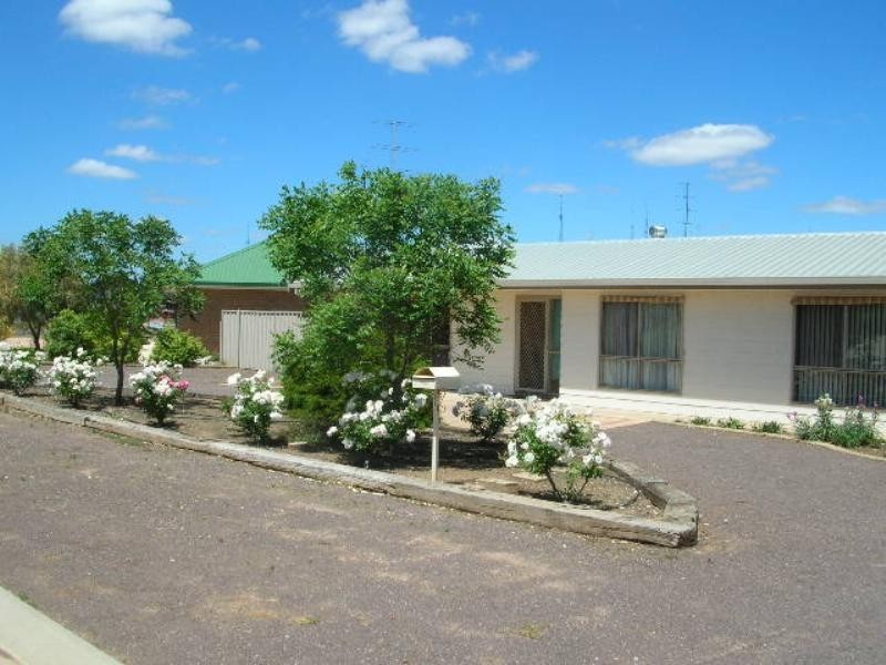 27 Furner Crescent, Port Hughes SA 5558