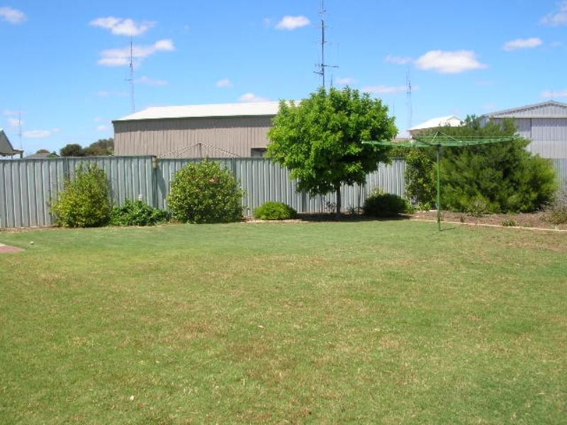 27 Furner Crescent, Port Hughes SA 5558