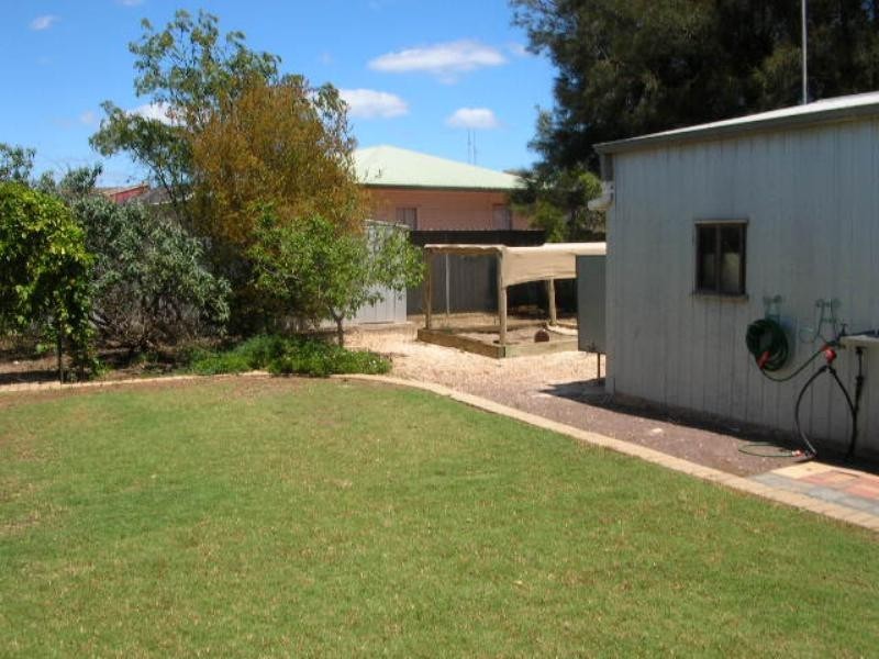 27 Furner Crescent, Port Hughes SA 5558