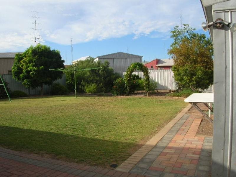 27 Furner Crescent, Port Hughes SA 5558