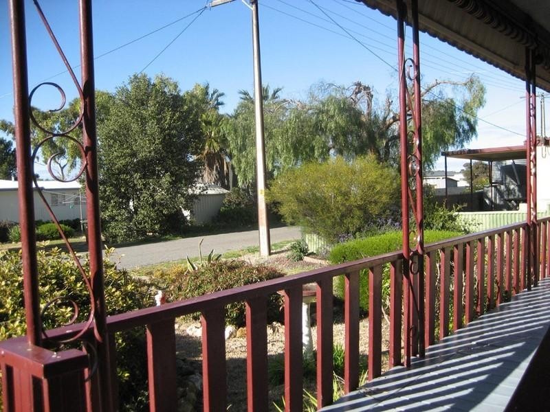 19 James Well Road, James Well SA 5571