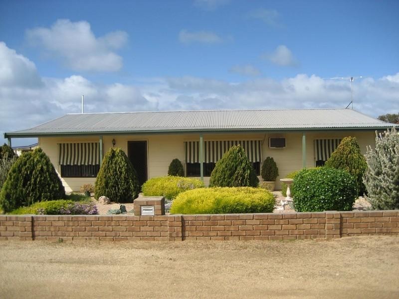 56 Bridge Road, Ardrossan SA 5571