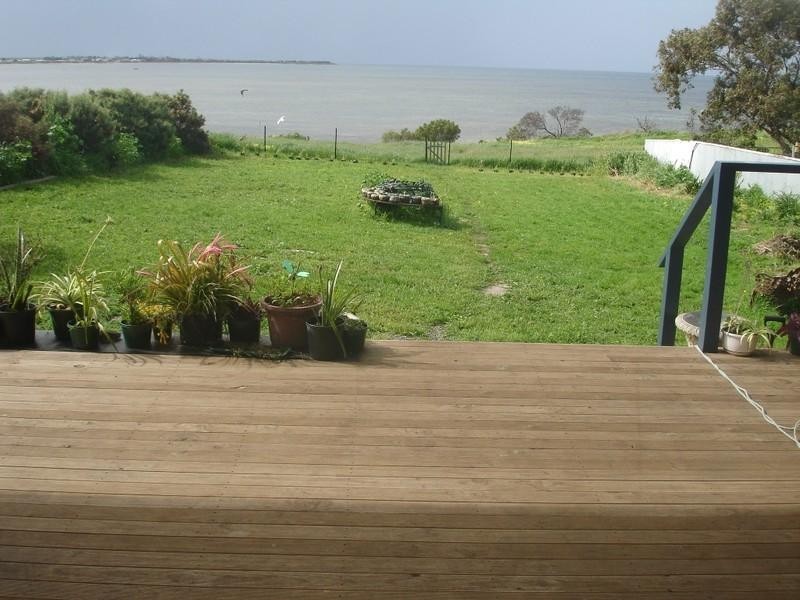 4 Beach Road, Coobowie SA 5583