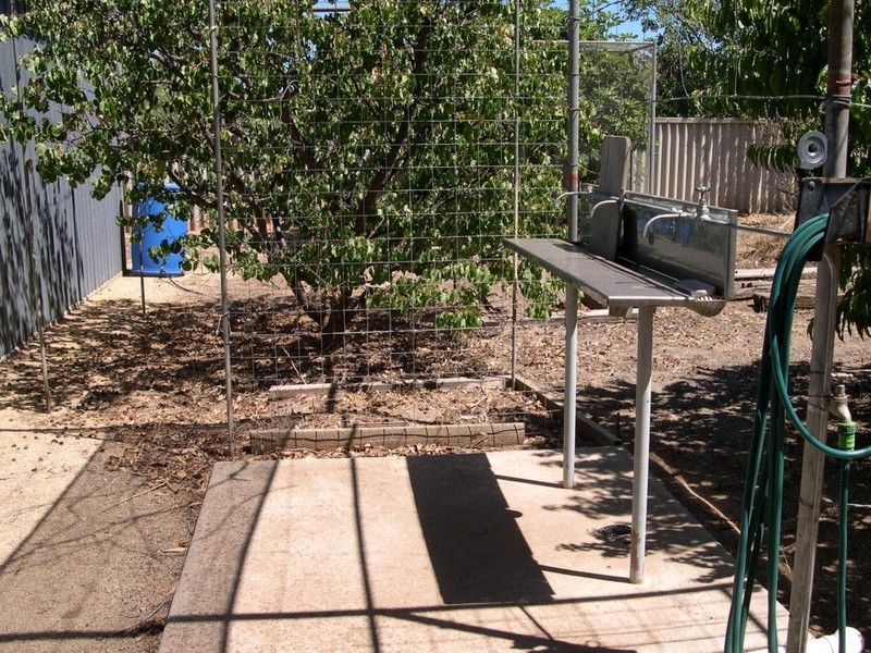 26 Cumberland Road, Port Clinton SA 5570