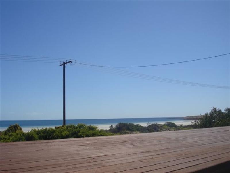 14 Esplanade, North Beach SA 5556
