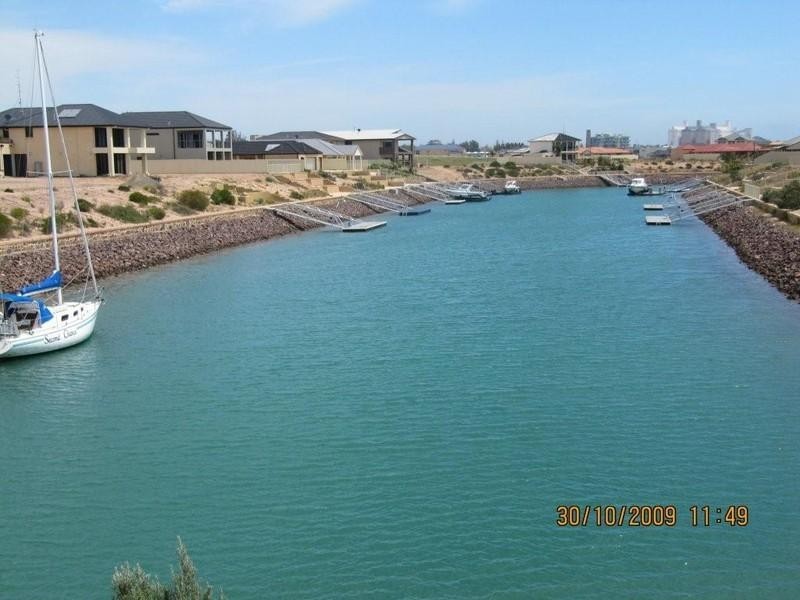 6 Spinnaker Court, Wallaroo SA 5556
