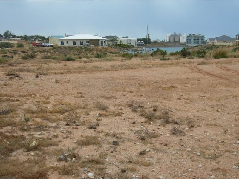 82 Stately Way, Wallaroo SA 5556