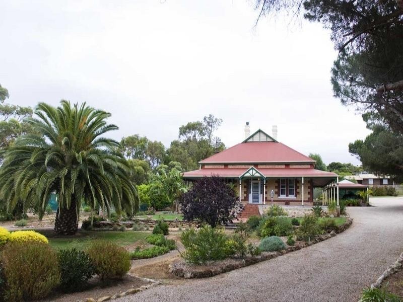 1 Kempe Street, Port Vincent SA 5581