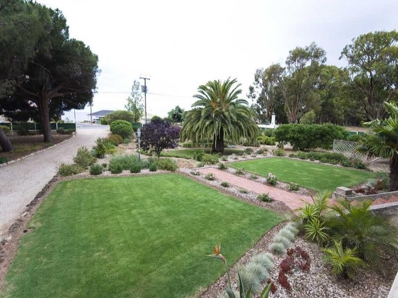 1 Kempe Street, Port Vincent SA 5581