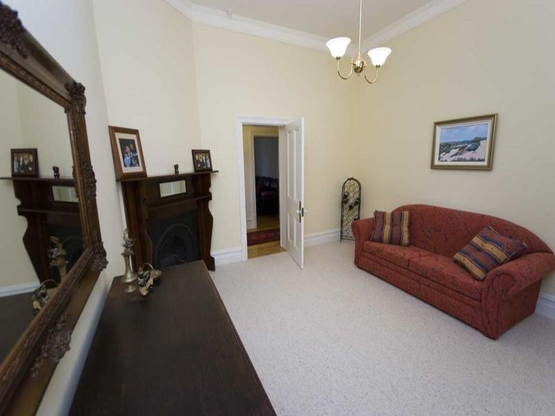 1 Kempe Street, Port Vincent SA 5581