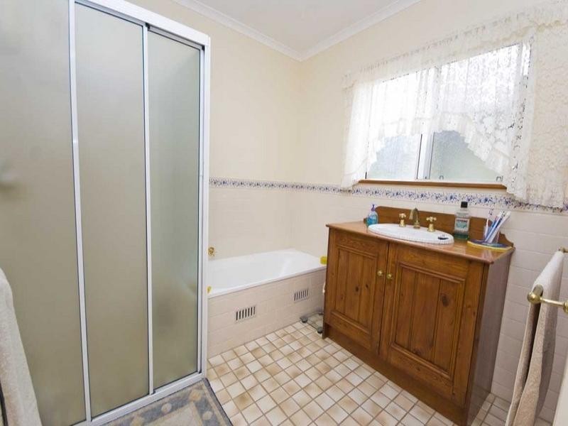 1 Kempe Street, Port Vincent SA 5581