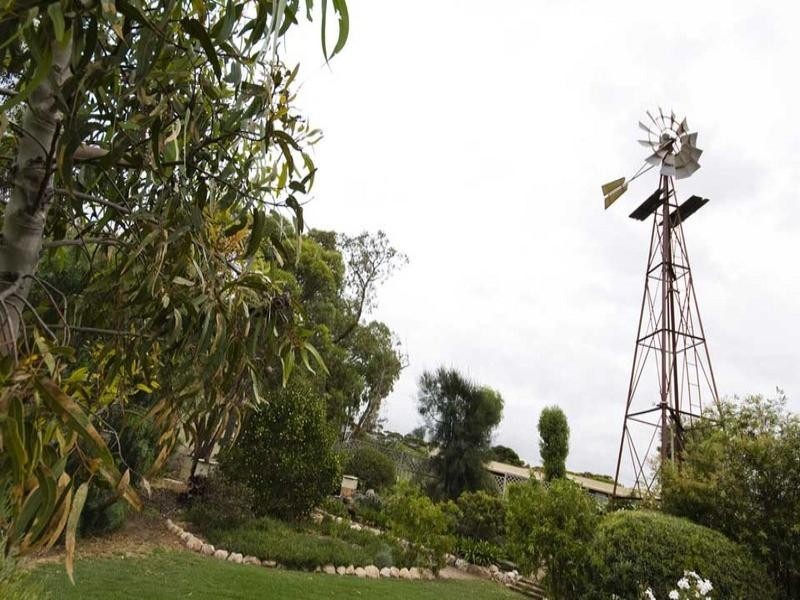1 Kempe Street, Port Vincent SA 5581