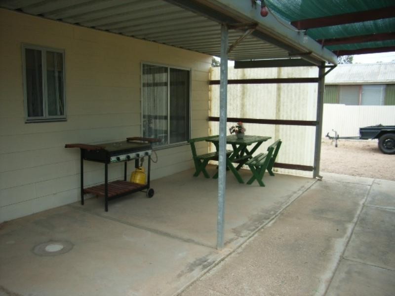 2 Richard Street, Wallaroo SA 5556