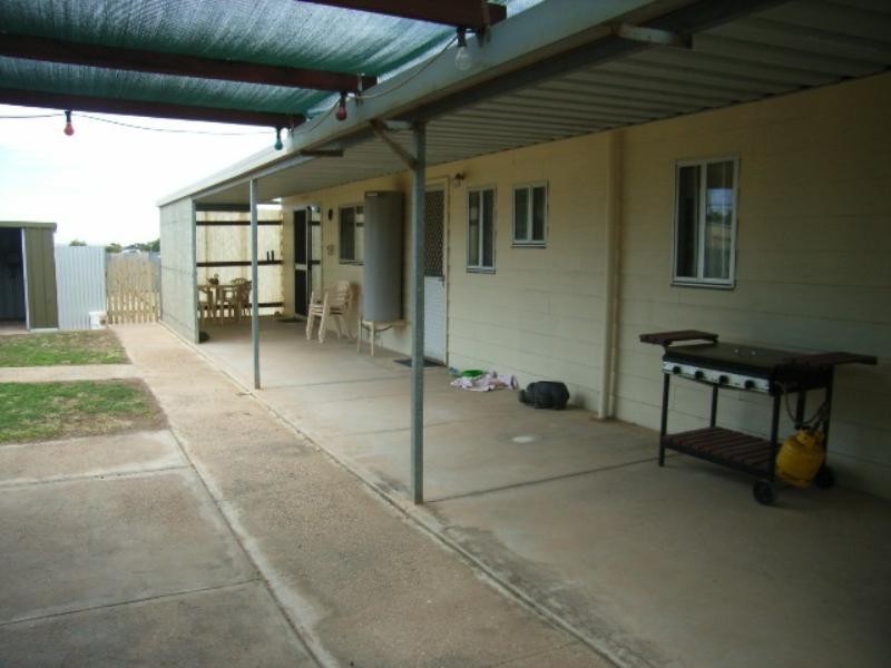 2 Richard Street, Wallaroo SA 5556