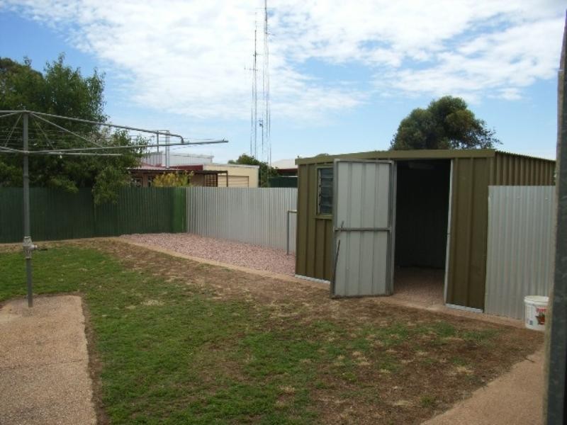 2 Richard Street, Wallaroo SA 5556