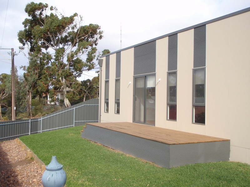 20 Gulf Street, Moonta Bay SA 5558