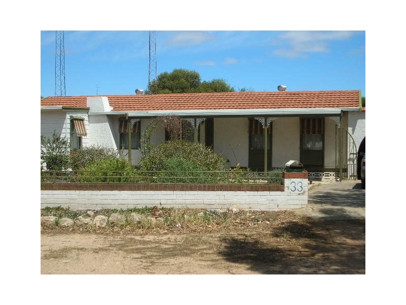 33 Bay Road, Moonta Bay SA 5558