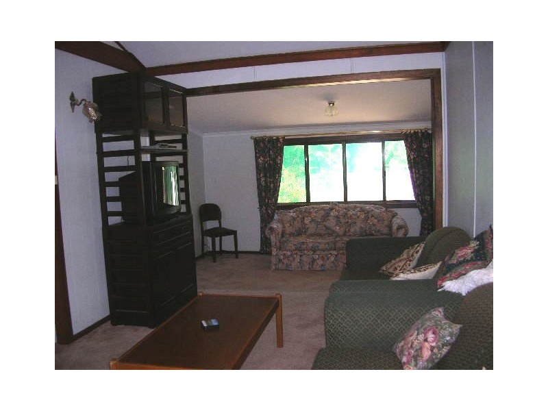 33 Bay Road, Moonta Bay SA 5558