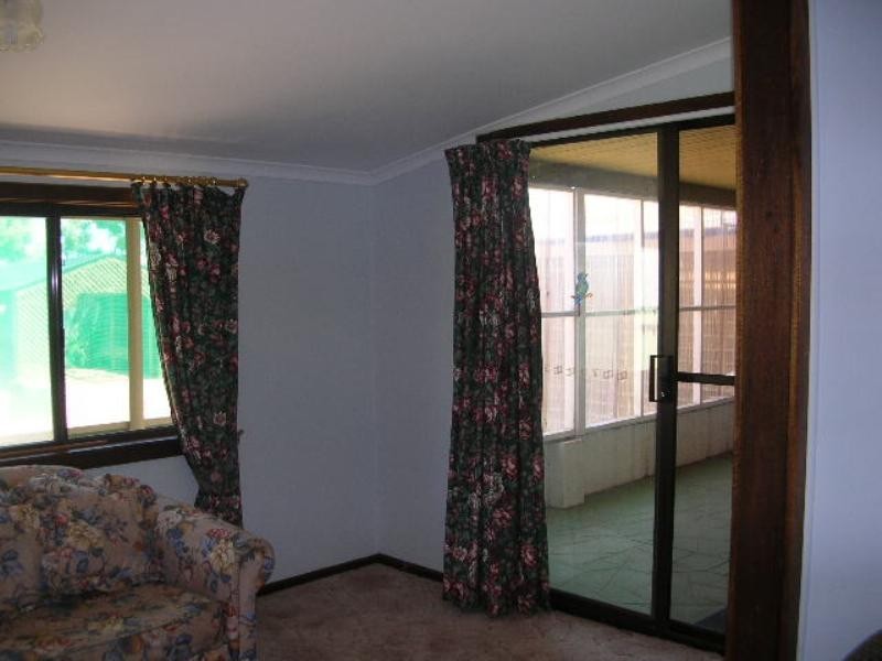 33 Bay Road, Moonta Bay SA 5558