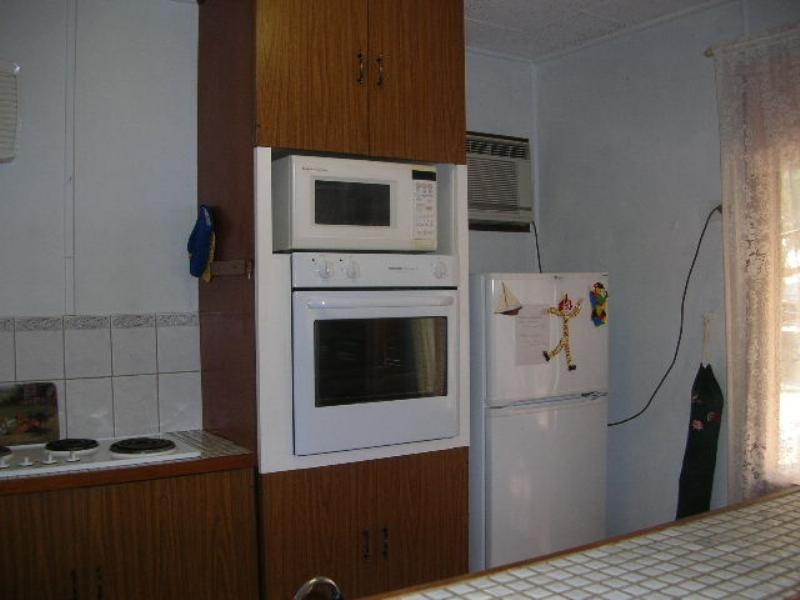 33 Bay Road, Moonta Bay SA 5558