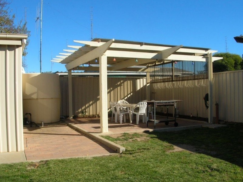 42 Hughes Street, Wallaroo SA 5556