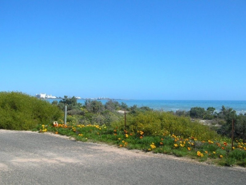 47 Esplanade, North Beach SA 5556