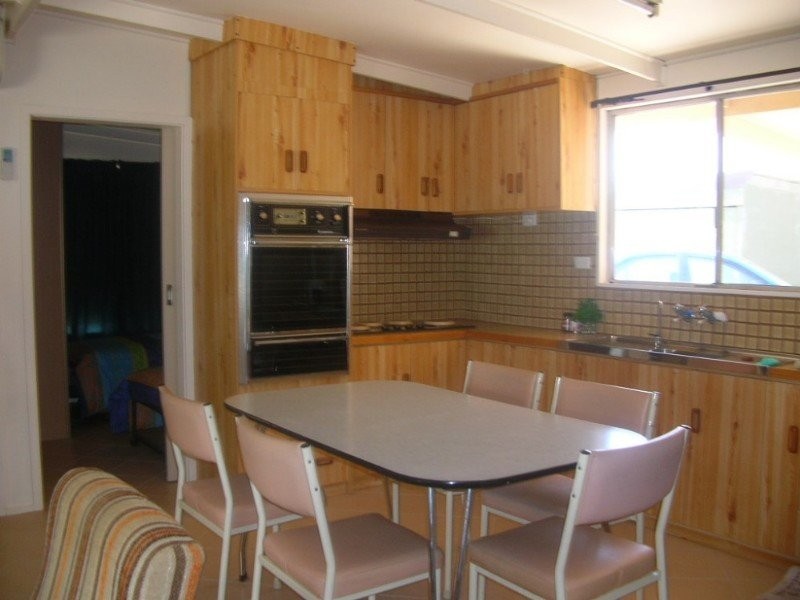 47 Esplanade, North Beach SA 5556