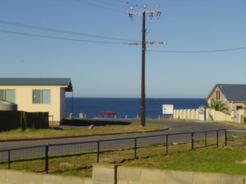 8 Woodforde Drive, North Beach SA 5556