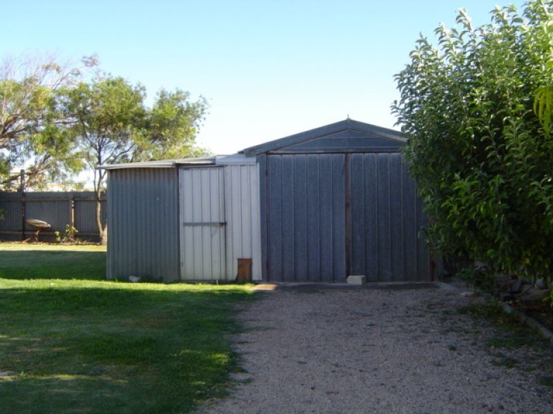 8 Woodforde Drive, North Beach SA 5556