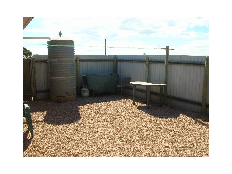 4 Roy Court, North Beach SA 5556