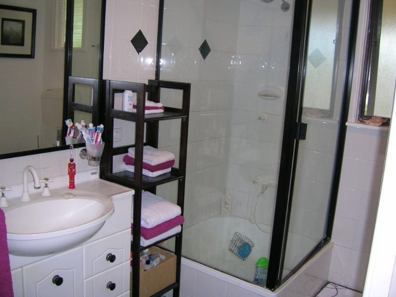 28 Queen Street, The Range QLD 4700