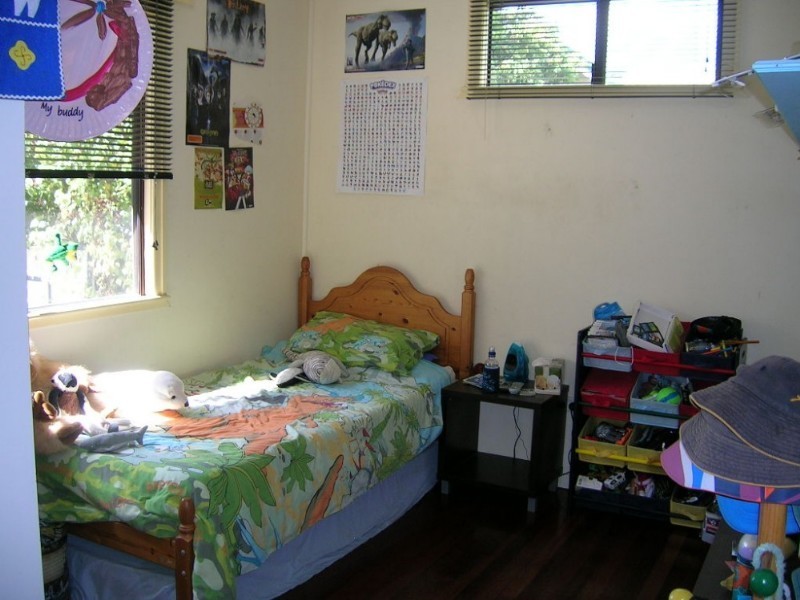 28 Queen Street, The Range QLD 4700