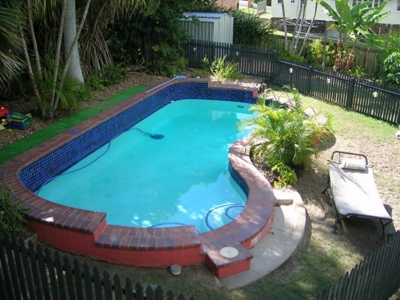 28 Queen Street, The Range QLD 4700