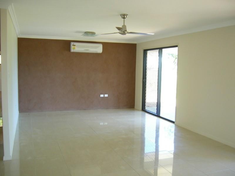 4 Foale Court, Kawana QLD 4701