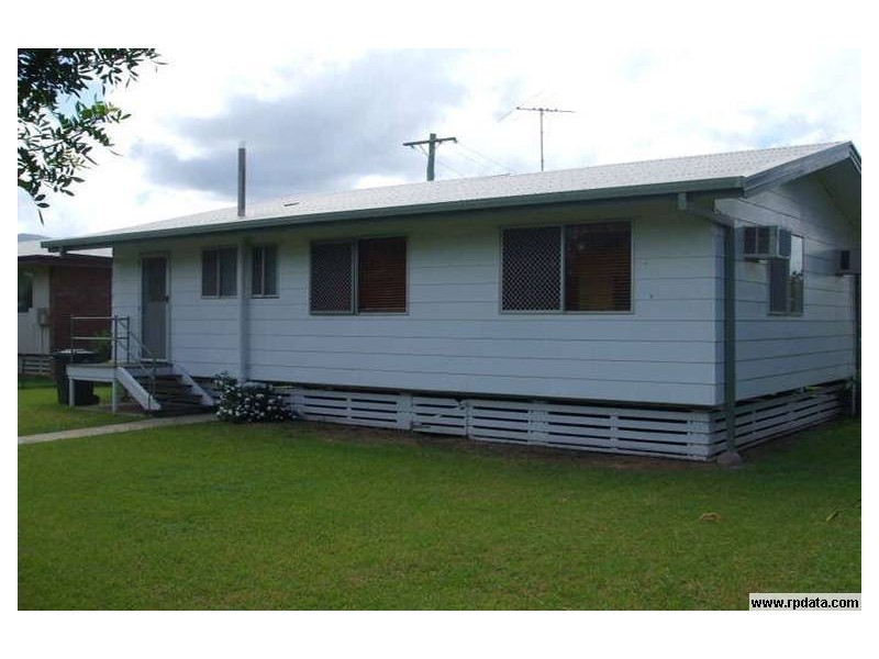 81 Stenlake Avenue, Kawana QLD 4701