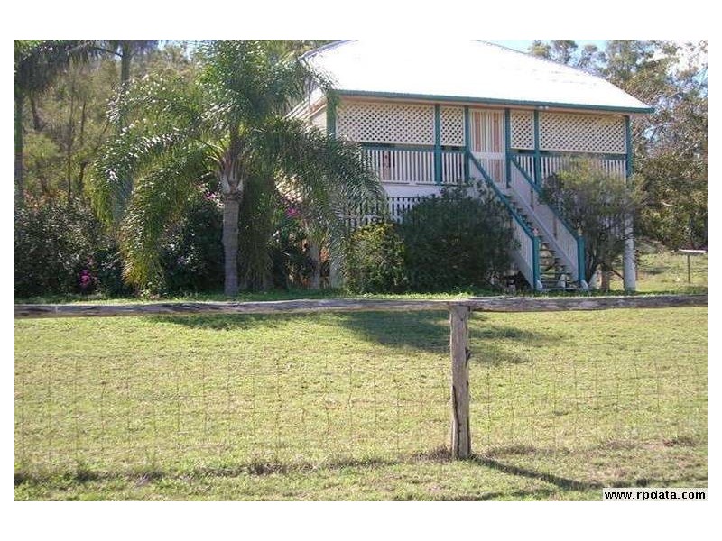 27 Neerkol Road, Stanwell QLD 4702