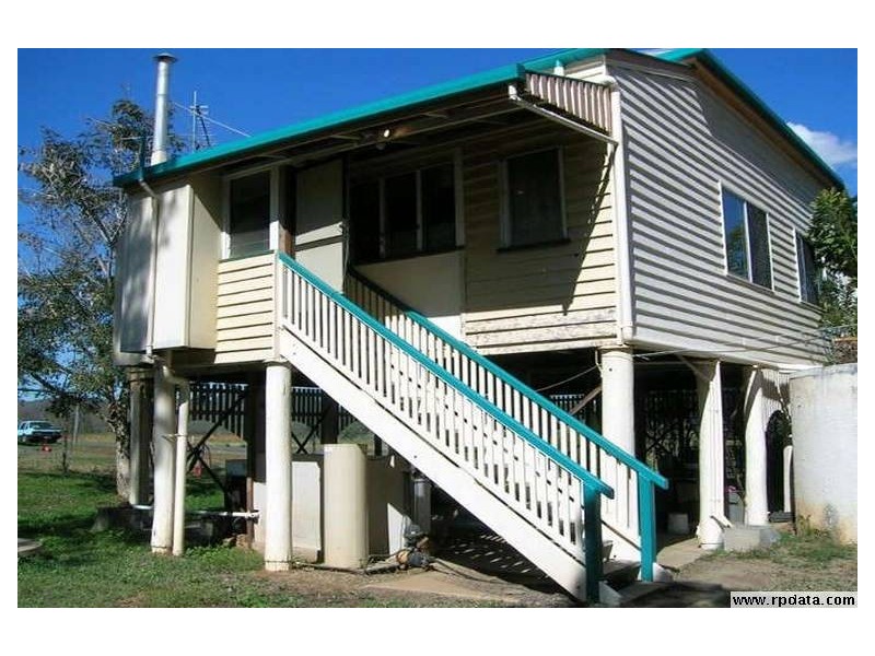 27 Neerkol Road, Stanwell QLD 4702