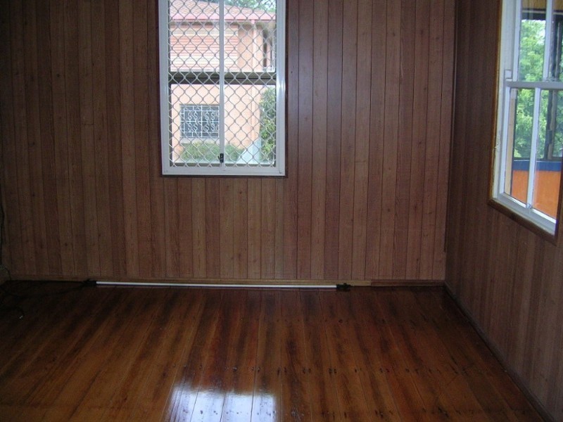 14 Nobbs Street, Berserker QLD 4701