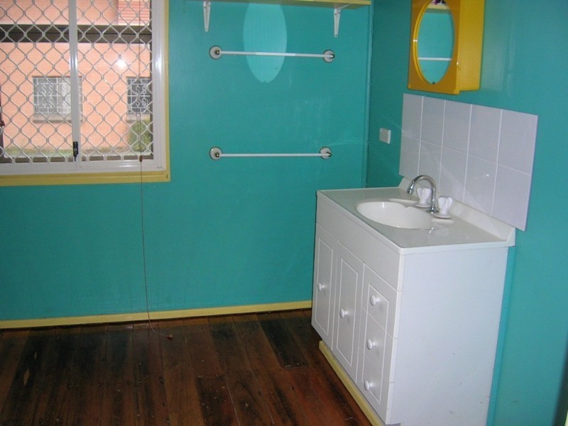 14 Nobbs Street, Berserker QLD 4701