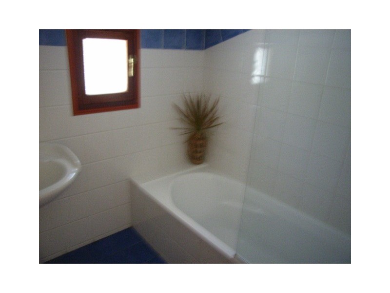 18 Mansfield Street, Wandal QLD 4700
