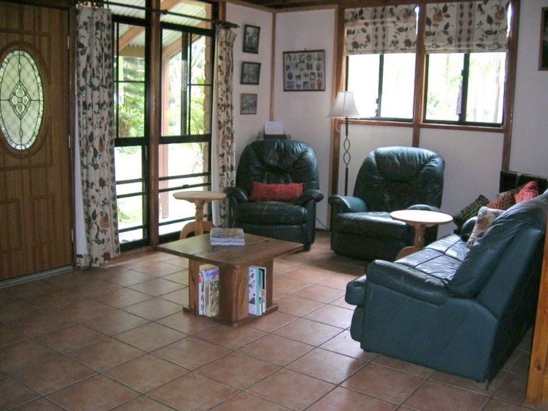 21 Rhys Avenue, The Caves QLD 4702