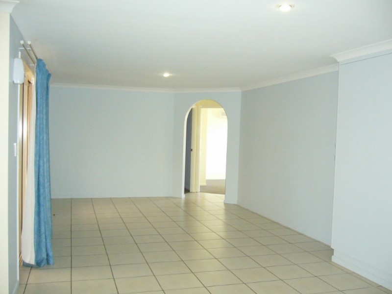 7 Hendy Drive, Glenlee QLD 4711