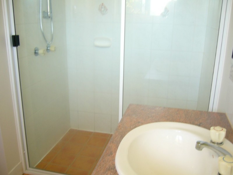 7 Hendy Drive, Glenlee QLD 4711