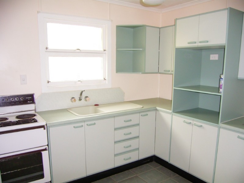 15 Elphinstone Street, Berserker QLD 4701