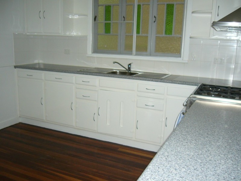 24 Millroy Street, Wandal QLD 4700