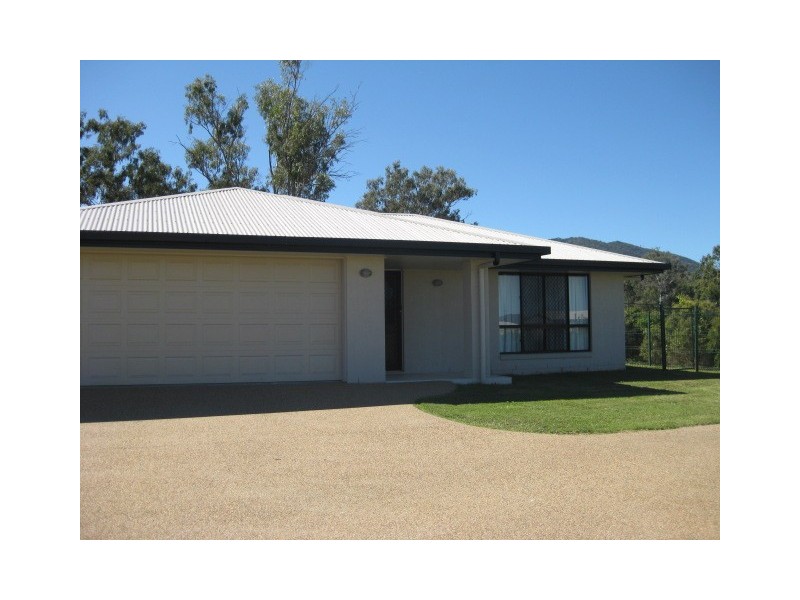 33 Primrose Avenue, Rockhampton QLD 4700