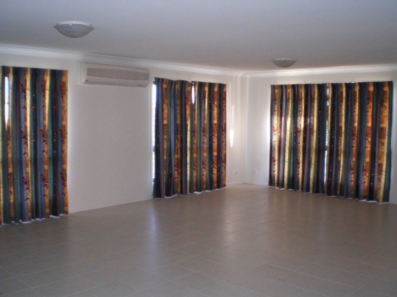 33 Primrose Avenue, Rockhampton QLD 4700